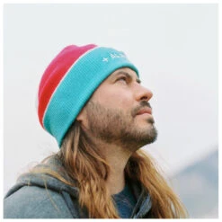 Alprausch - SKA Chappe - Bonnet 8 Alprausch - SKA Chappe - Bonnet -Maloja Magasi alprausch ska chappe bonnet detail 3