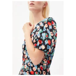 ARMEDANGELS - Women's Cintiaa Sketch Of - Robe 12 ARMEDANGELS - Women's Cintiaa Sketch Of - Robe -Maloja Magasi armedangels womens cintiaa sketch of robe detail 5