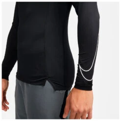 Nike - Pro Dri-FIT Tight Fit L/S Top - Sous-vêtement Synthétique -Maloja Magasi nike pro dri fit tight fit l s top sous vetement synthetique detail 5