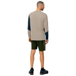 Norrøna - Falketind Equaliser Merino Round Neck - T-shirt En Laine Mérinos -Maloja Magasi norroena falketind equaliser merino round neck t shirt en laine merinos detail 4