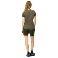 Norrøna - Women's Falketind Equaliser Merino T-Shirt - T-shirt En Laine Mérinos 11 Norrøna - Women's Falketind Equaliser Merino T-Shirt - T-shirt En Laine Mérinos -Maloja Magasi norroena womens falketind equaliser merino t shirt t shirt en laine merinos detail 4