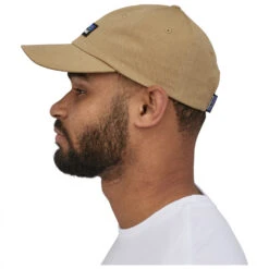Patagonia - P-6 Label Trad Cap - Casquette -Maloja Magasi patagonia p 6 label trad cap casquette detail 4