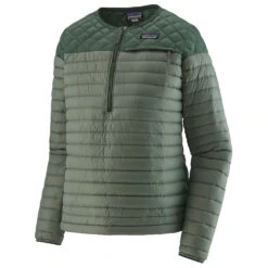Patagonia - Women's AlpLight Down Pullover - Pull En Duvet -Maloja Magasi patagonia womens alplight down pullover pull en duvet 1