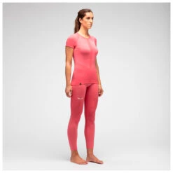 Salewa - Women's Zebru Responsive S/S Tee - Sous-vêtement Mérinos 11 Salewa - Women's Zebru Responsive S/S Tee - Sous-vêtement Mérinos -Maloja Magasi salewa womens zebru responsive s s tee sous vetement merinos detail 4