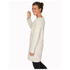 Varg - Women's Fårö Wool Dress - Robe 10 Varg - Women's Fårö Wool Dress - Robe -Maloja Magasi varg womens faaroe wool dress robe detail 3