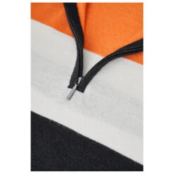 We Norwegians - Eigerøy Zip-Up - Pull En Laine Mérinos -Maloja Magasi we norwegians eigeroey zip up pull en laine merinos detail 5