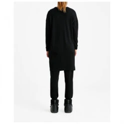 We Norwegians - Women's Tind Sweater Dress - Robe -Maloja Magasi we norwegians womens tind sweater dress robe detail 3